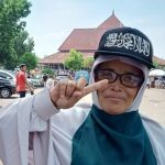 Hanya Boikot Ideologi, Solusi Tuntas Kaum Pelangi. Opini Suratiyah