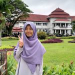 Corona Makin Mewabah, Anak-anak Bersiap Masuk Sekolah? Oleh: Maysaroh Nur Hasanah Corona Makin Mewabah, Anak-anak Bersiap Masuk Sekolah? Oleh: Maysaroh Nur Hasanah